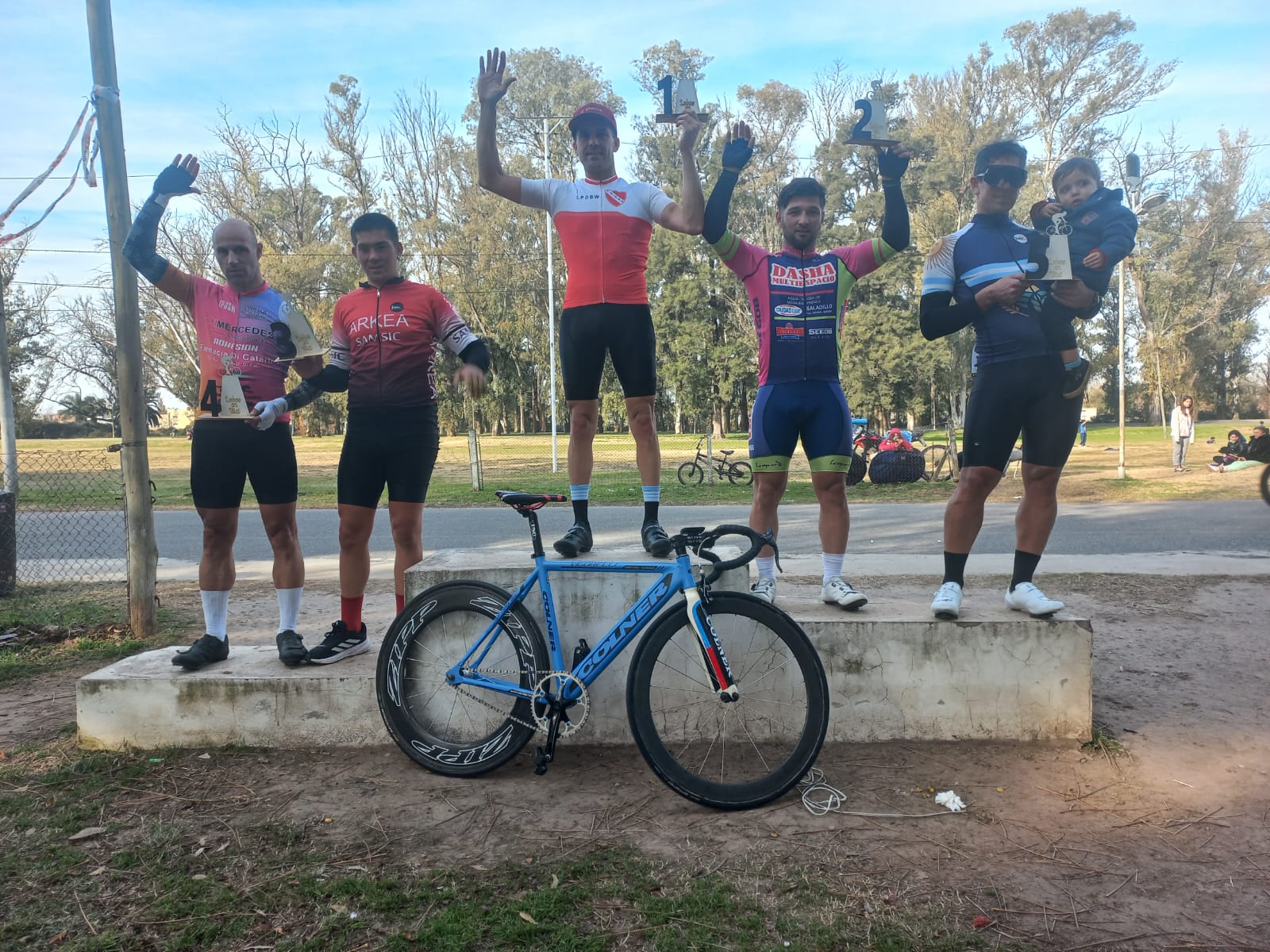 CICLISMO LOBOS 2